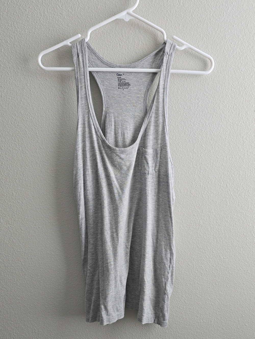 9/27 Gap TANK TOP